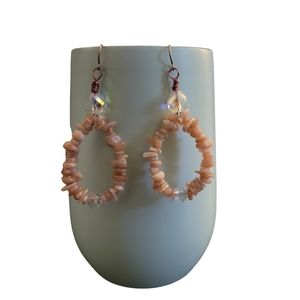 Chipstone dangle earrings